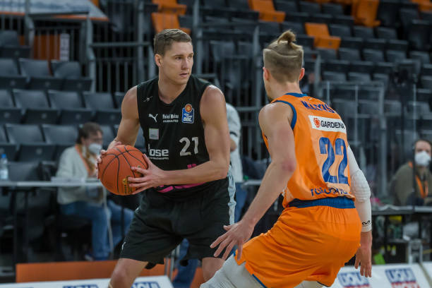 传接和反击 传接和反击