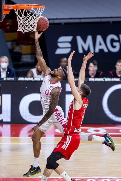 传球助攻队 传球助攻队